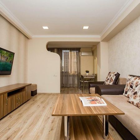 יירבאן Stay Inn Apartments Near Northern Avenue מראה חיצוני תמונה